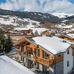 Garden A2 Walchen-kaprun 木屋 *